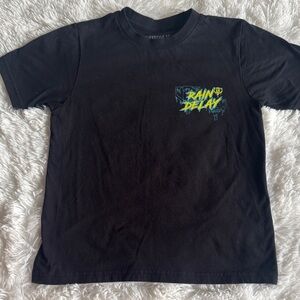 BASEBALL LIFESTYLE 101 RAIN DELAY BOYS TSHIRT IN SZ YOUTH SM…GOOD PREOWNED!